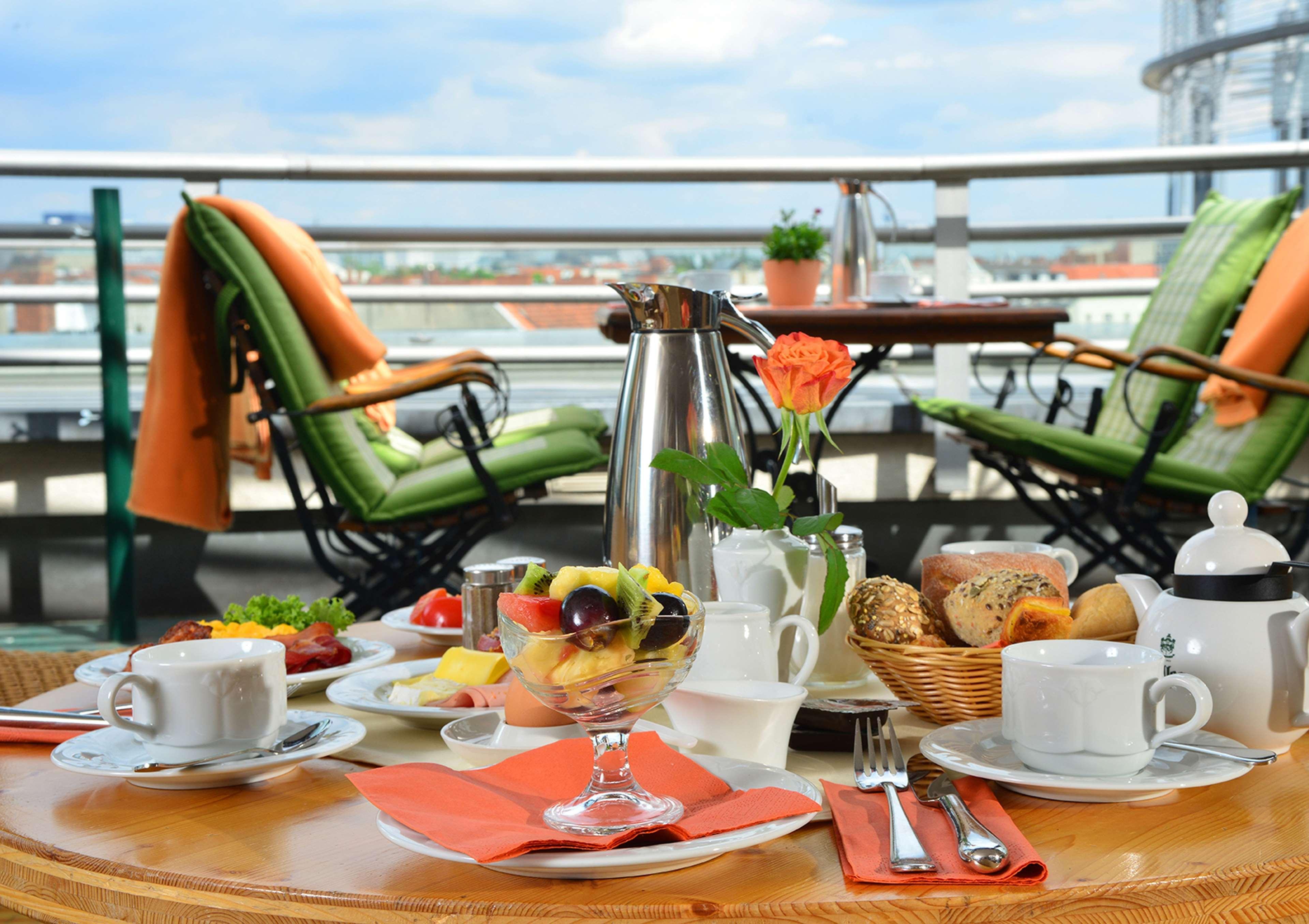 Hotel Domicil By Golden Tulip 4*